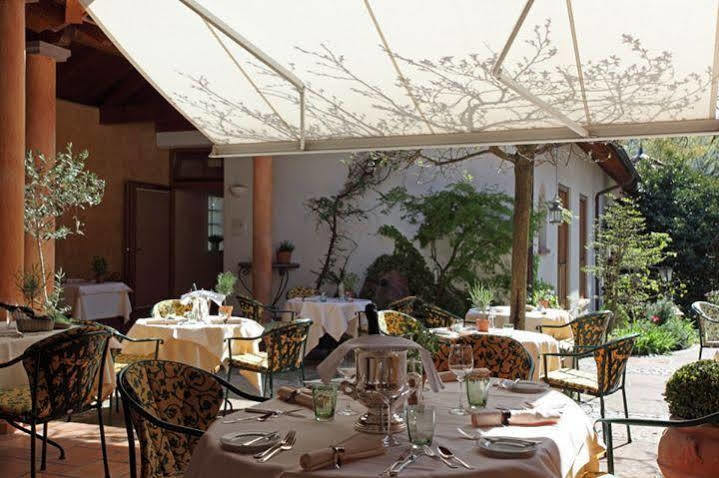 Hotel-Restaurant Adler ลาร์ ภายนอก รูปภาพ