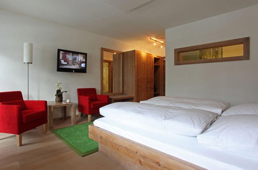 Hotel-Restaurant Adler ลาร์ ภายนอก รูปภาพ